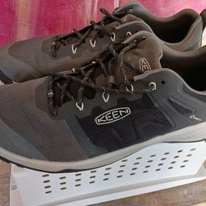 Keen Men's Explore Vent